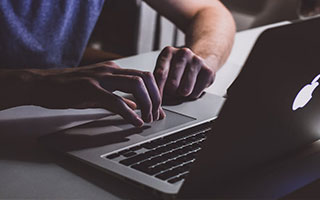 开云下载-DRX逆转BRO，Peanut绝境逆转：英雄谱写的传奇一刻